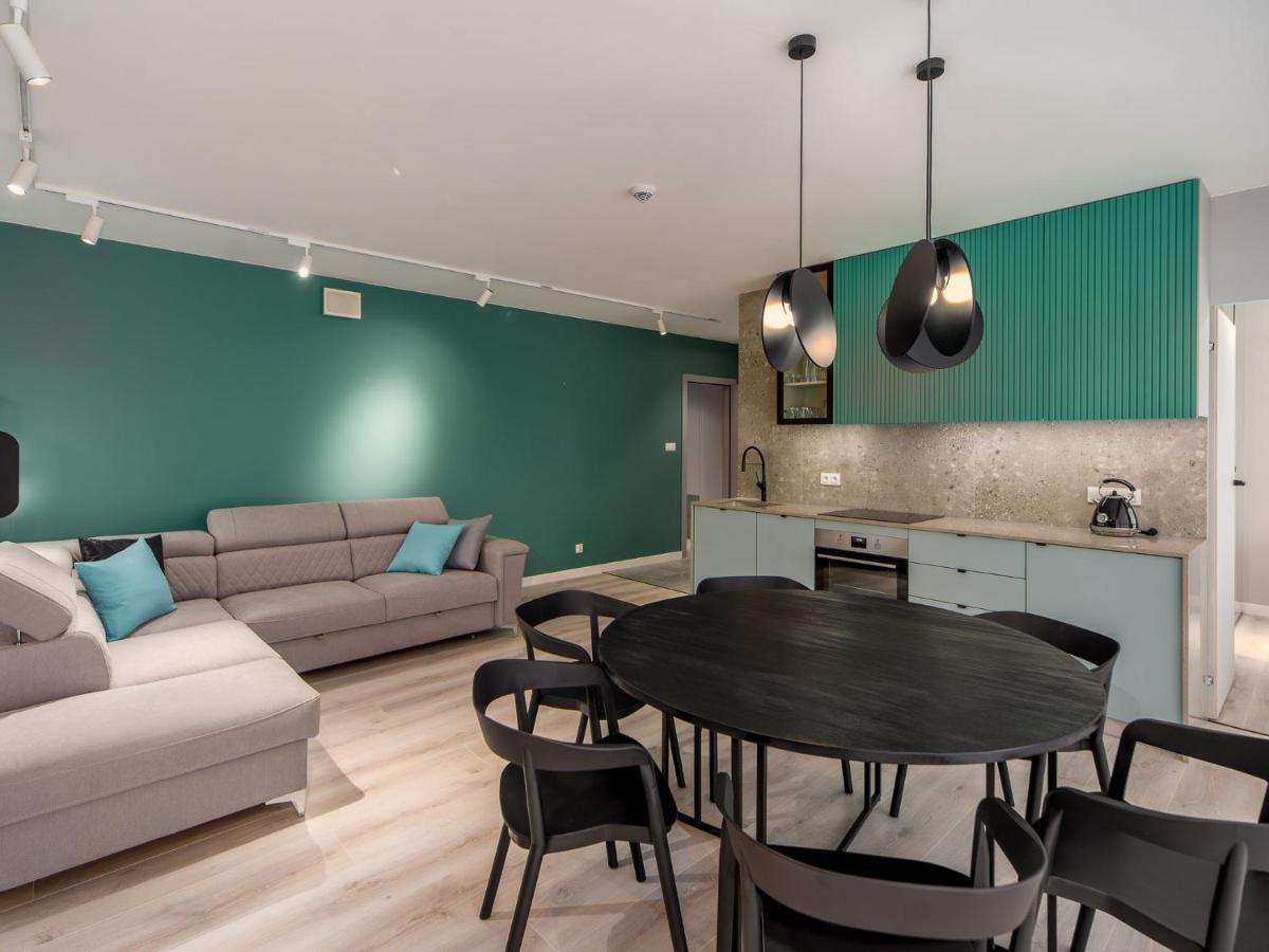 Apartamenty Alicja - W Cenie Dostep Do Spa 코워브제크 외부 사진