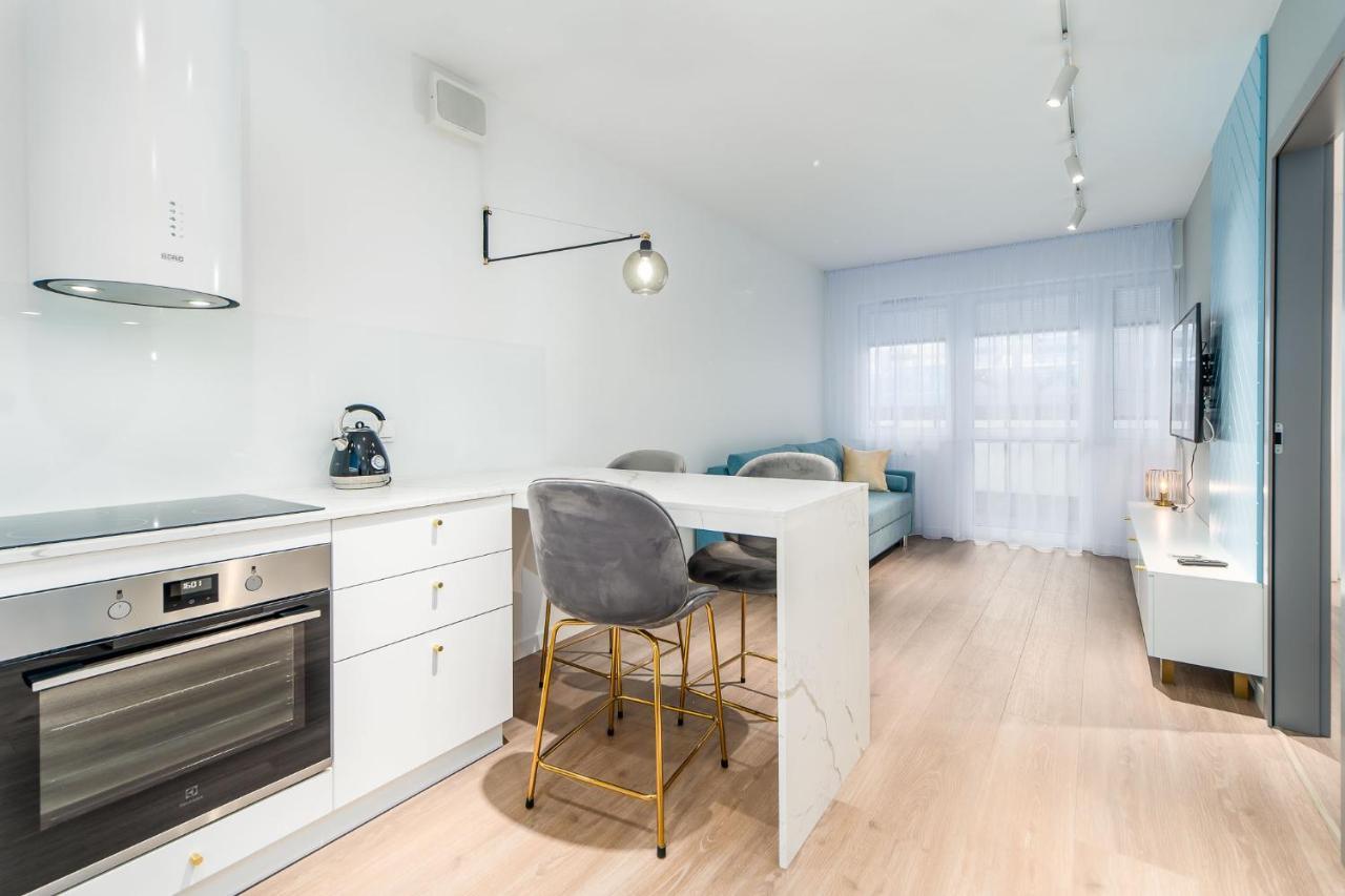Apartamenty Alicja - W Cenie Dostep Do Spa 코워브제크 외부 사진